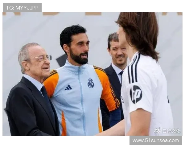 阿韦洛亚召开队长会议与全员交流 阿韦洛亚召开队长会议与全员交流